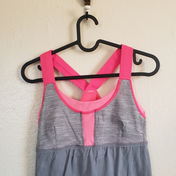 Lululemon Athletica Grey & Pink Top - Picture 2 of 5